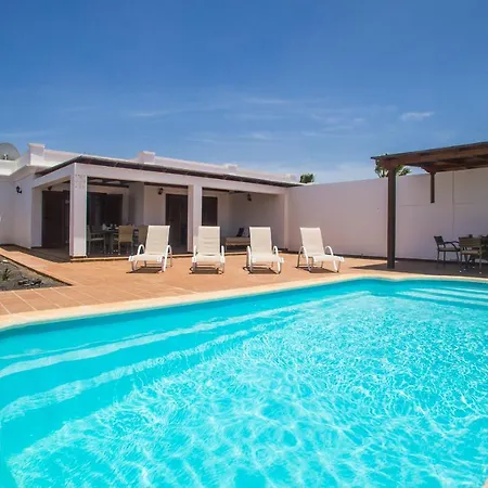 Ficus Villa *